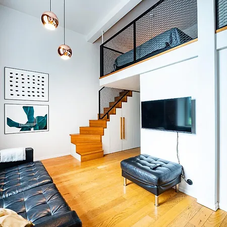 Luxury Loft In Central Next To Old Town Ταλίν